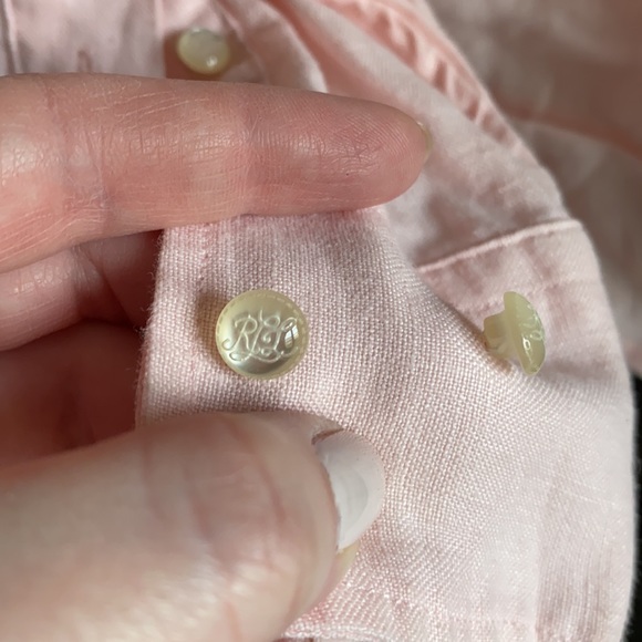 Like new! Pink Ralph Lauren women’s button down - Picture 3 of 6